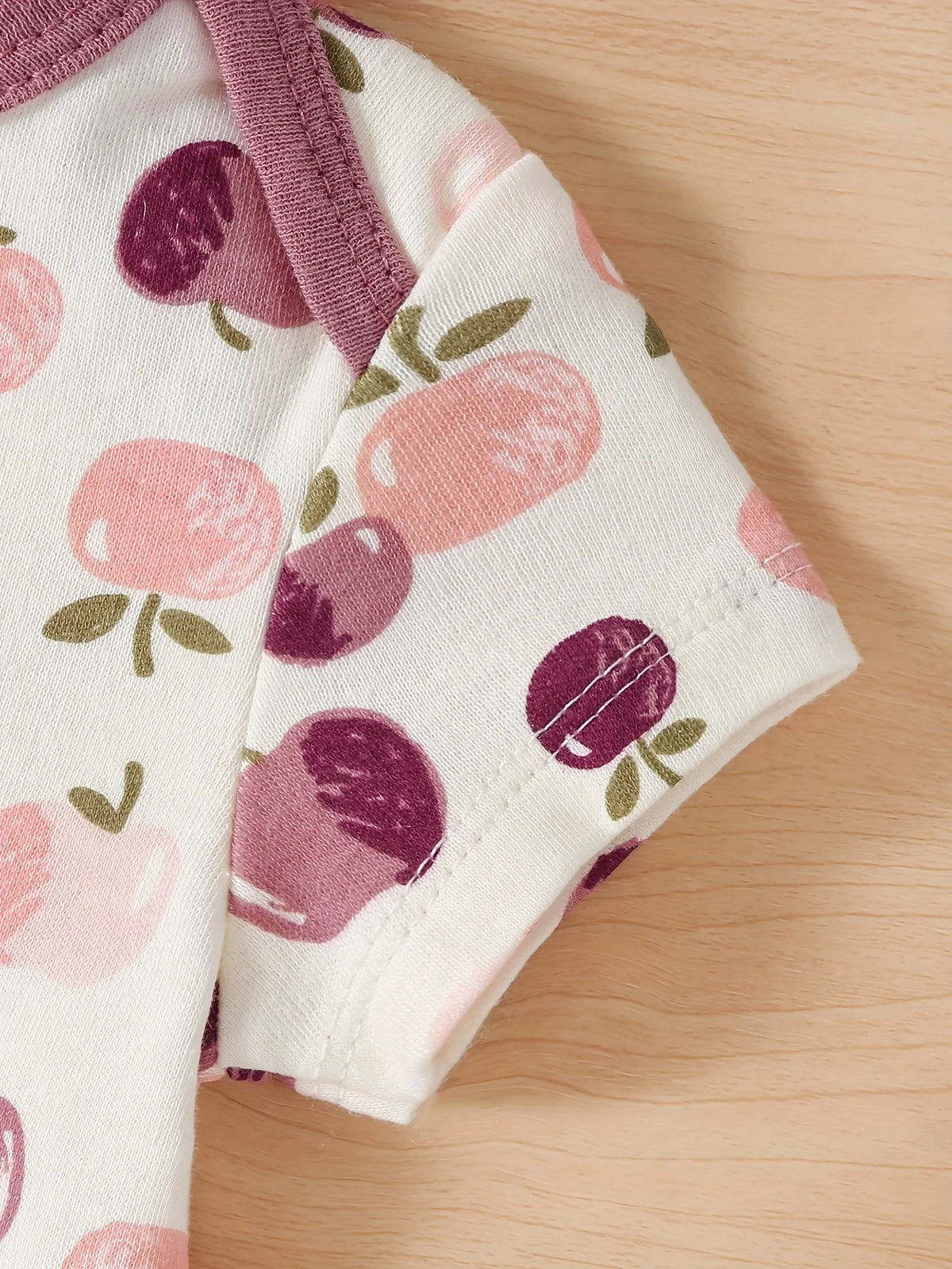 4pcs Set Of Baby Girl Short Sleeved Triangle Jumpsuit,  Apple Flower Cute Baby Girl Hoodie, Crawling Suit, Perfect for Outdoor